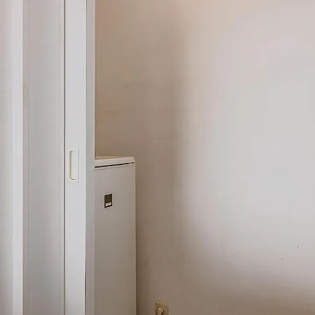 Nos Penates 0301 * קוקסיידה